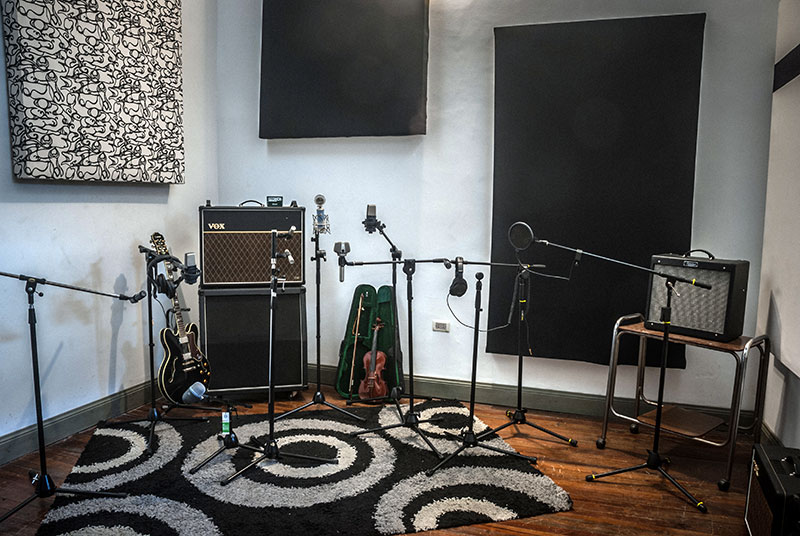 Sala de grabación de Puesto a Tierra